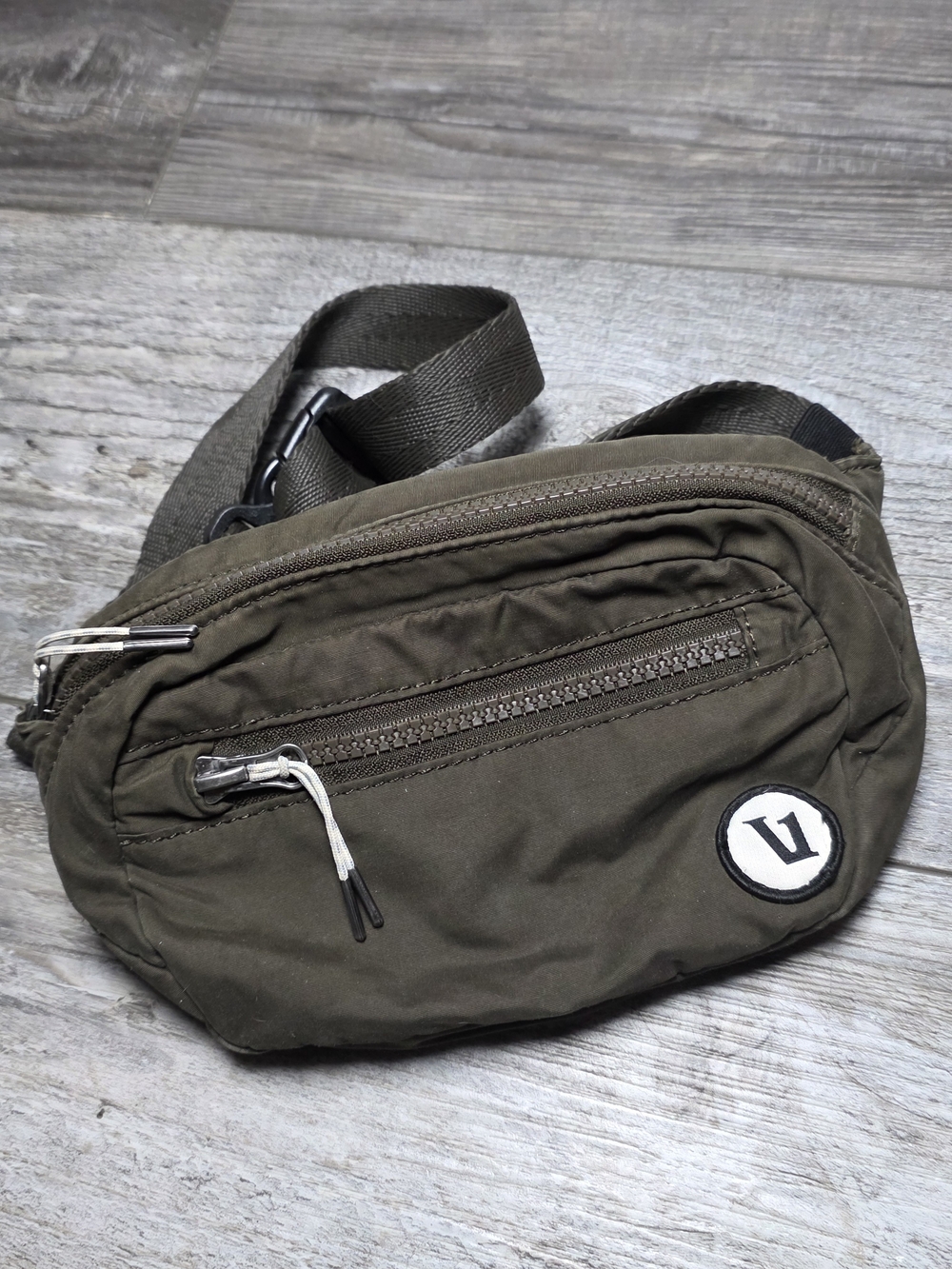 Vuori Unisex All Around Hip Pack Cross Body Belt Bag OSFM